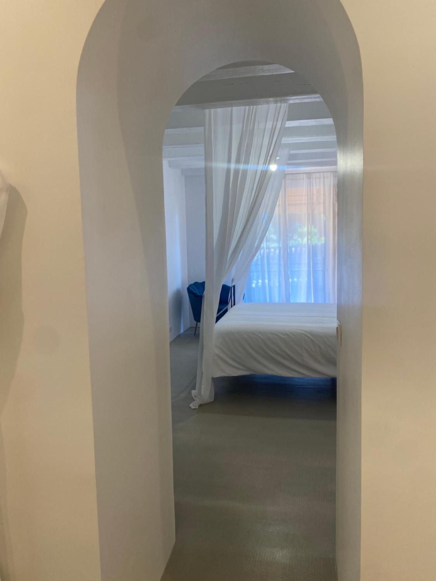 Hebe La Villa Cogolin Bagian luar foto