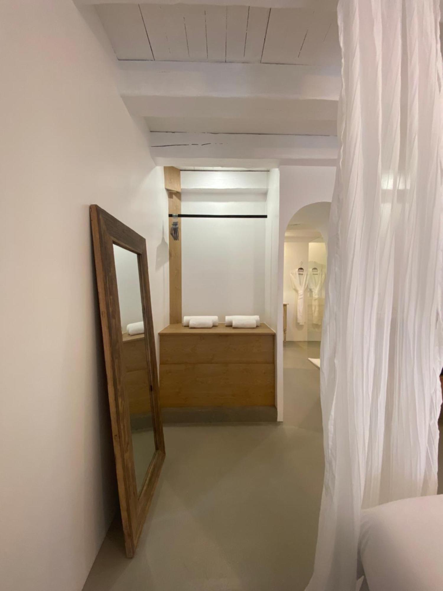 Hebe La Villa Cogolin Bagian luar foto